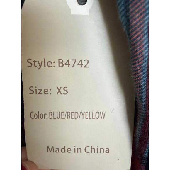 Passport XS Women’s Plaid Pearl Snap Long Sleeved New With Tags - Picture 7 of 9